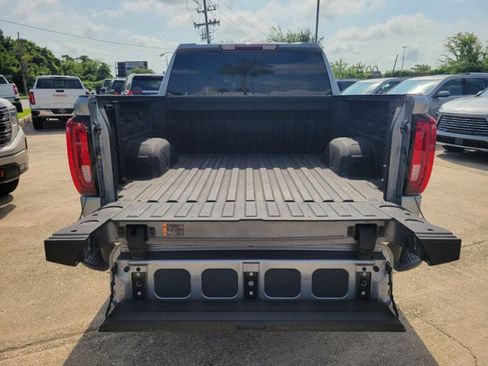 Used 2023 GMC Sierra 1500 SLT w/ SLT Premium Package AWD/4WD image 8