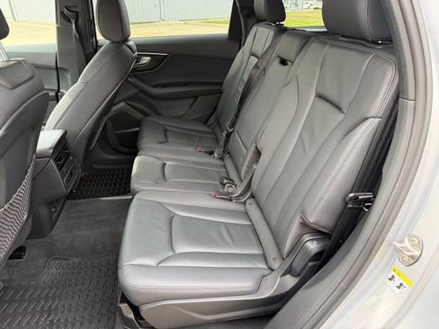 Used 2022 Audi Q7 3.0T Premium Plus image 13