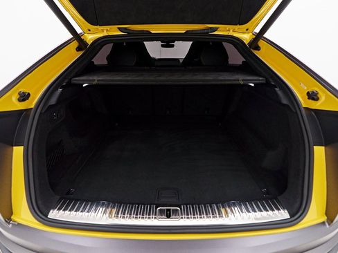 Used 2021 Lamborghini Urus image 20