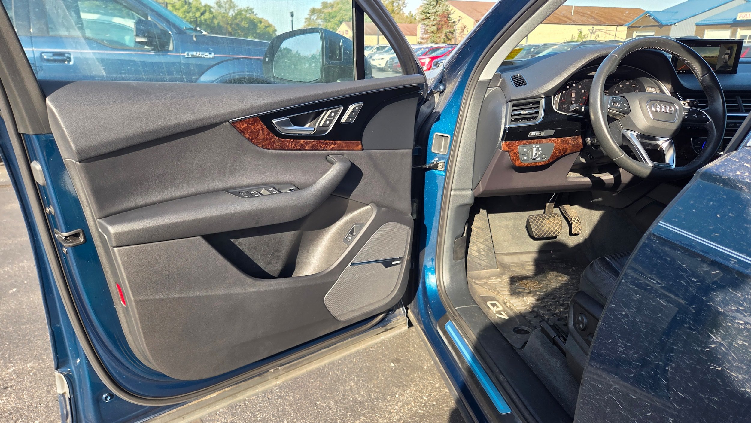 Used 2019 Audi Q7 3.0T Premium Plus AWD/4WD image 4