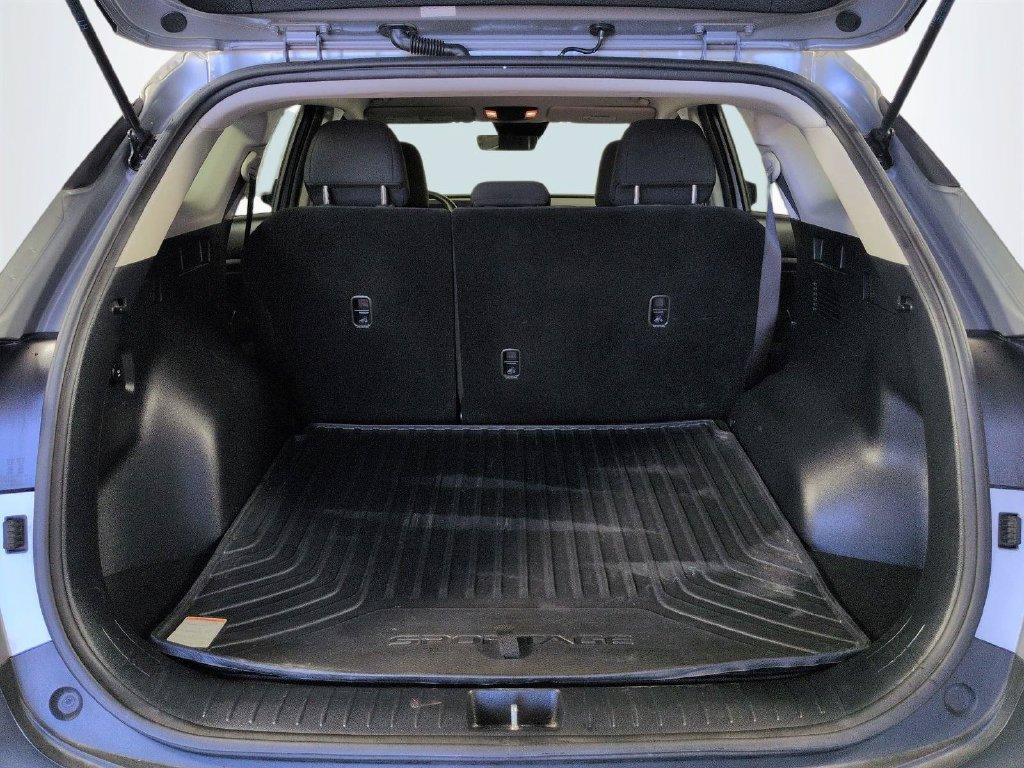 Used 2025 Kia Sportage LX FWD image 16