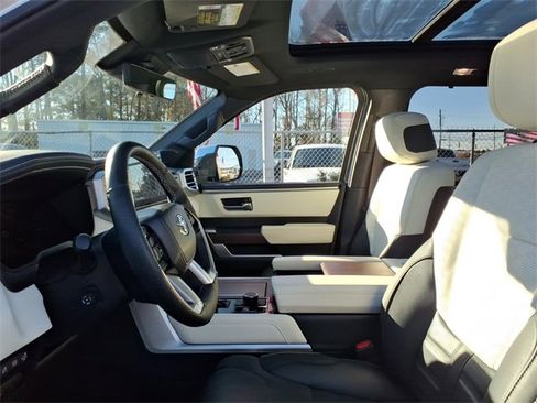 Used 2023 Toyota Sequoia Capstone image 5