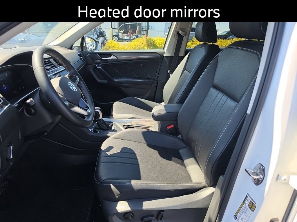 Certified 2023 Volkswagen Tiguan SE FWD image 10