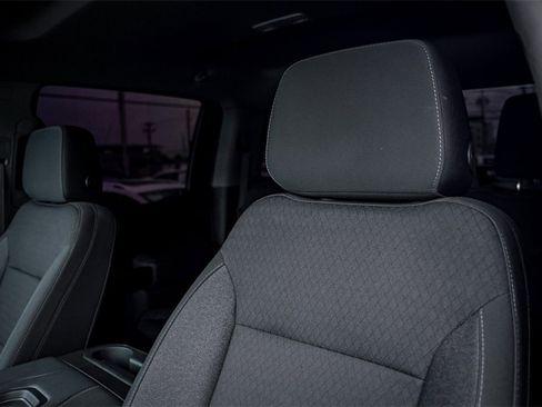 Used 2022 GMC Sierra 1500 Elevation image 19