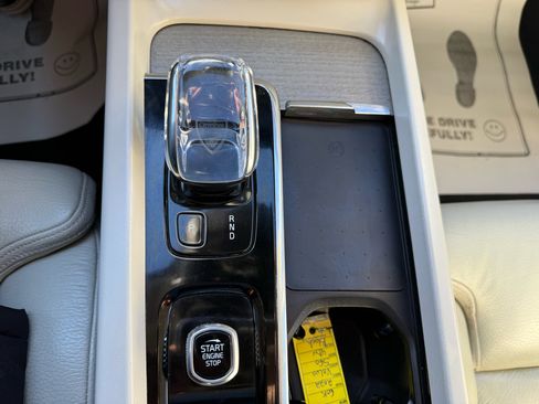 Used 2022 Volvo S60 B5 Inscription w/ Advanced Package image 20