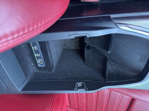 Used 2022 Alfa Romeo Stelvio Veloce image 38