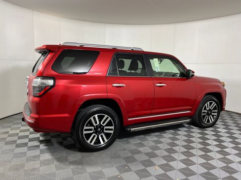 Used 2018 Toyota 4Runner Limited image 21