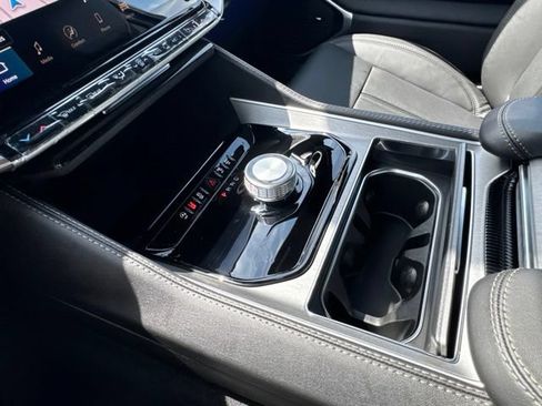 New 2026 Jeep Grand Wagoneer 2WD image 20