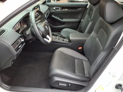 Used 2024 Honda Civic Touring image 14