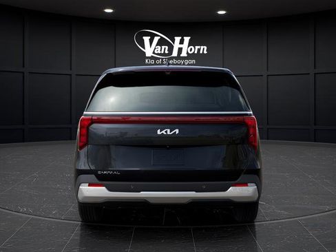 New 2026 Kia Carnival EX image 5