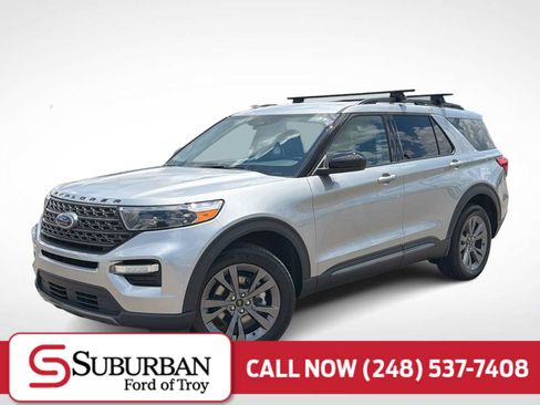 Used 2023 Ford Explorer XLT w/ Equipment Group 202A AWD/4WD image 1