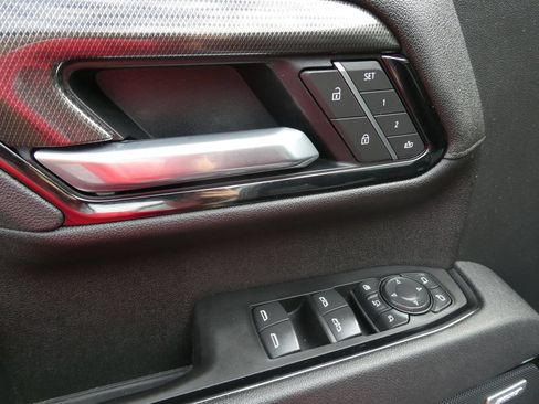 Certified 2025 GMC Sierra 2500 AT4 w/ AT4 Premium Plus Package AWD/4WD image 26