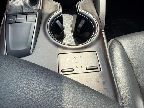 Used 2024 Toyota Camry SE w/ Cold Weather Package FWD image 25