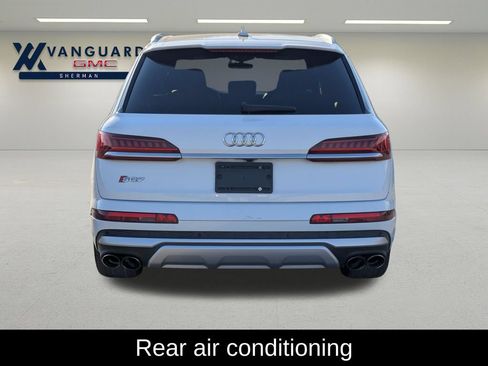 Used 2023 Audi SQ7 Prestige AWD/4WD image 6