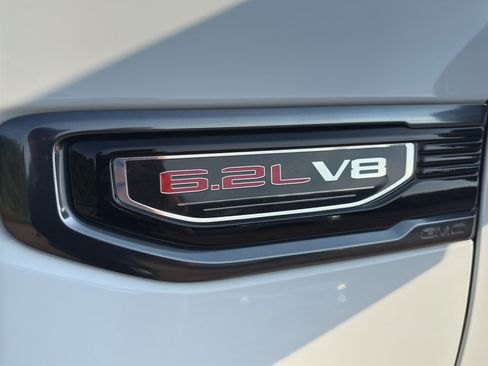 Used 2022 GMC Sierra 1500 AT4 w/ AT4 Premium Package AWD/4WD image 27