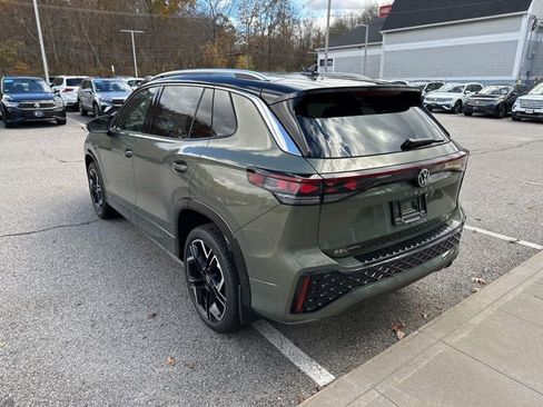 New 2026 Volkswagen Tiguan SEL R-Line image 5