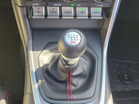 Used 2024 Subaru BRZ Limited w/ Popular Package 2 image 19