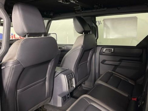 New 2025 Ford Bronco Outer Banks image 15