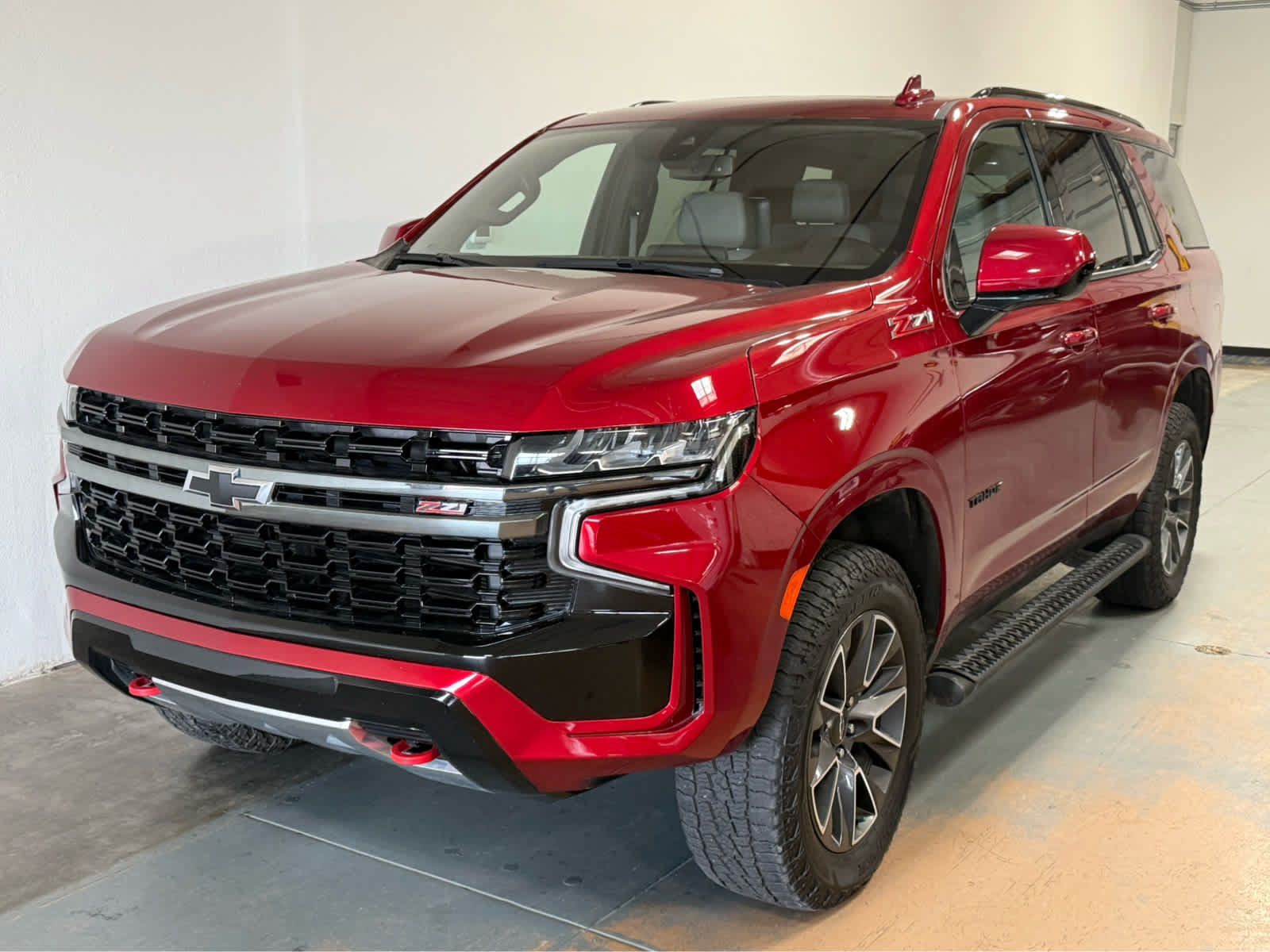 Used 2021 Chevrolet Tahoe Z71 w/ Rear Media and Nav Package AWD/4WD image 1