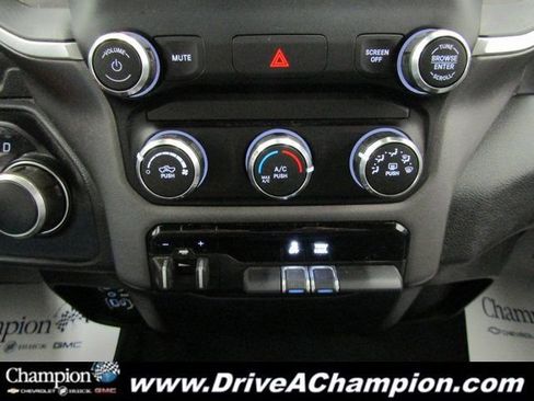 Used 2022 RAM 2500 Big Horn image 32