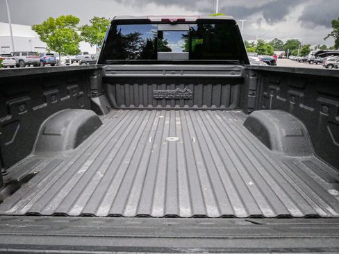 Used 2024 Chevrolet Silverado 2500 High Country w/ Technology Package AWD/4WD image 32