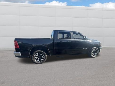Used 2025 RAM 1500 Laramie AWD/4WD image 9