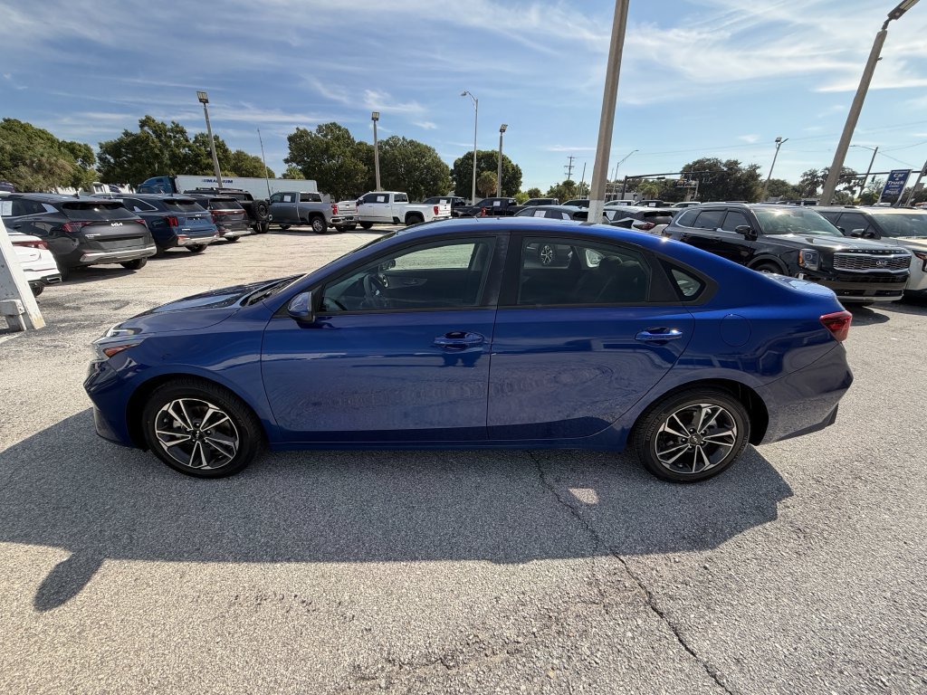 Certified 2024 Kia Forte LXS FWD image 8