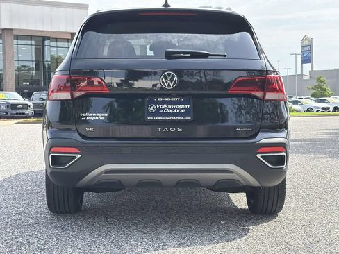Used 2022 Volkswagen Taos SE AWD/4WD image 5