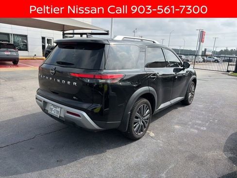 Certified 2023 Nissan Pathfinder SL w/ SL Premium Package FWD image 2