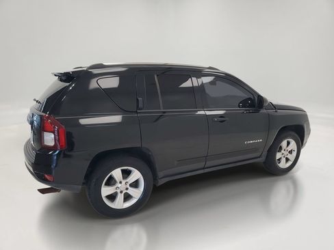 Used 2014 Jeep Compass Sport FWD image 4