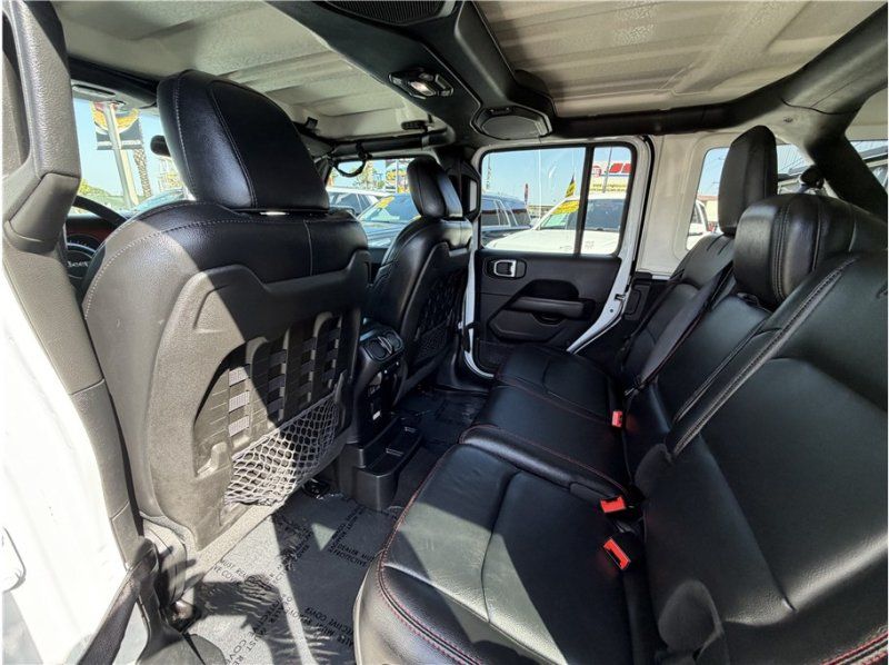 Used 2018 Jeep Wrangler Unlimited Rubicon AWD/4WD image 22