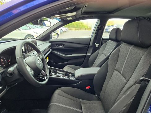 Used 2025 Honda Accord Sport image 26