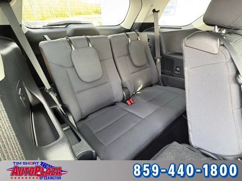 Used 2025 Ford Explorer Active AWD/4WD image 34