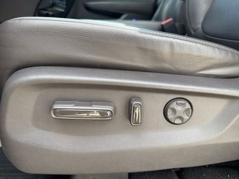 Used 2023 Honda Odyssey Touring image 10