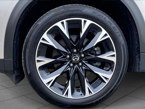 Used 2024 MAZDA CX-90 Plug-In Hybrid w/ Premium Plus image 11