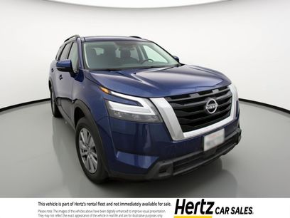 Used 2025 Nissan Pathfinder SV