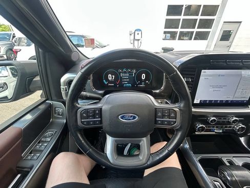 Used 2021 Ford F150 Lariat AWD/4WD image 14