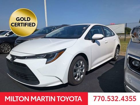 Certified 2025 Toyota Corolla LE w/ Convenience Package FWD image 11