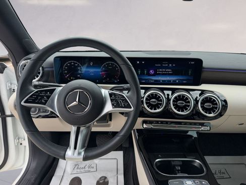 Certified 2025 Mercedes-Benz CLA 250 image 10