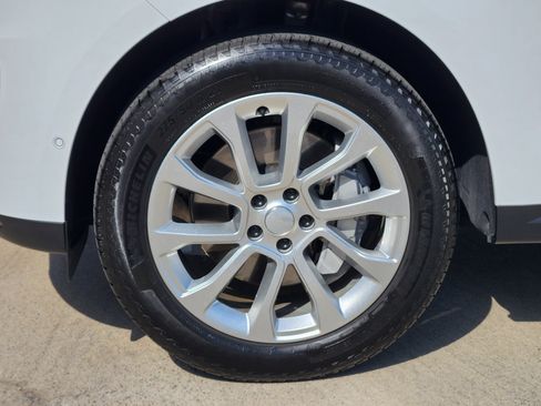 Certified 2024 Land Rover Range Rover Sport SE image 11