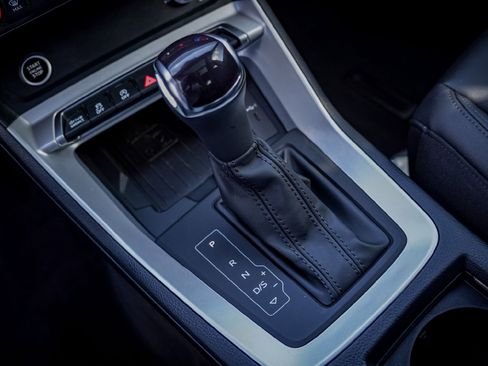 Certified 2025 Audi Q3 2.0T Premium w/ Convenience Package image 17