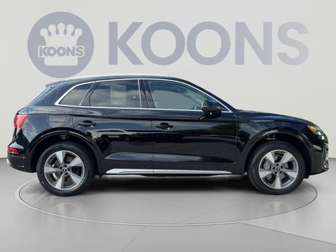 Used 2023 Audi Q5 2.0T Premium Plus w/ Premium Plus Package AWD/4WD image 12