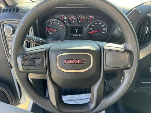 Used 2021 GMC Sierra 2500 Base w/ Convenience Package image 17