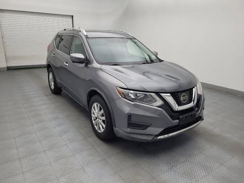 Used 2017 Nissan Rogue SV w/ SV Premium Package FWD image 13