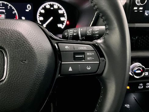 Used 2025 Honda CR-V EX-L image 24
