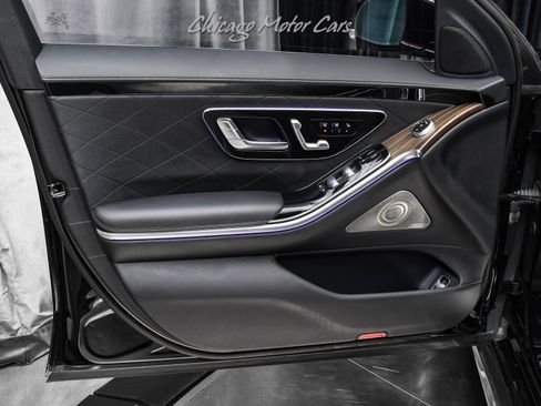 Used 2023 Mercedes-Benz S 580 4MATIC Sedan image 32