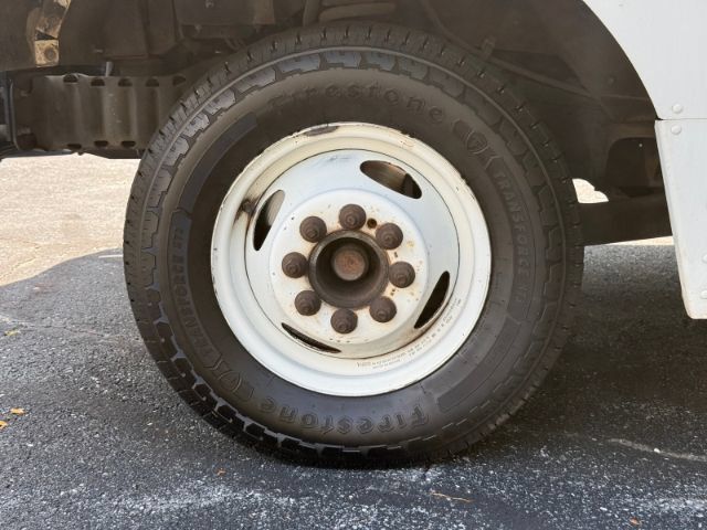 Used 2014 Ford E-350 and Econoline 350 Super Duty w/ A/C Prep Package RWD image 24