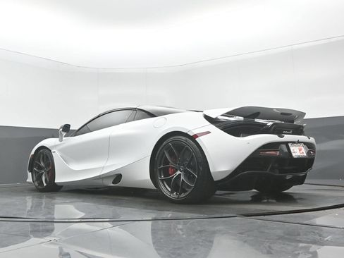 Used 2020 McLaren 720S Performance RWD image 27