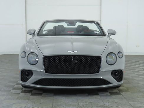 Used 2024 Bentley Continental GT S image 2