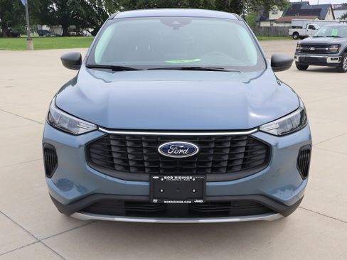 Used 2024 Ford Escape Active AWD/4WD image 3